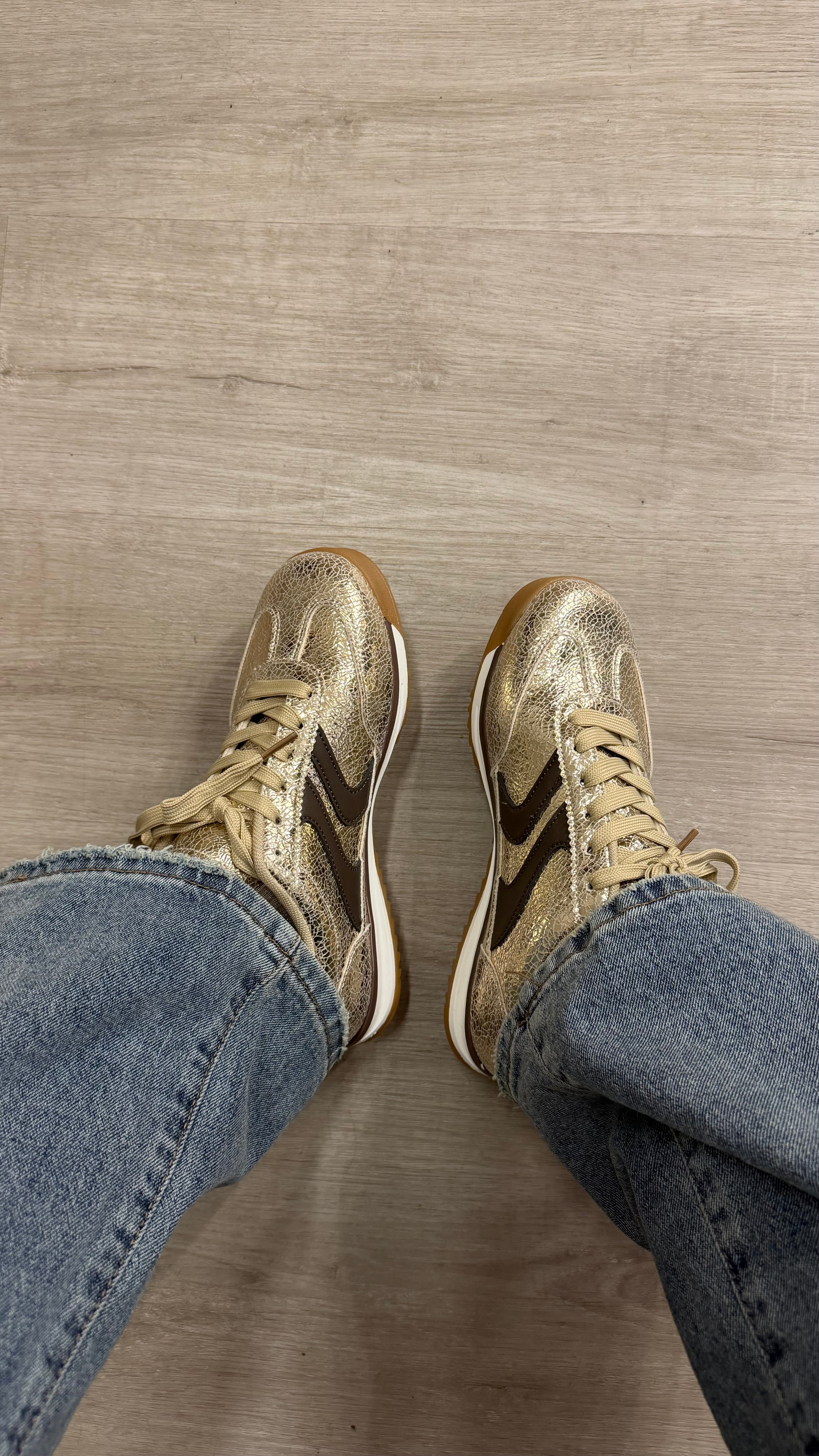 Sneakers Golden