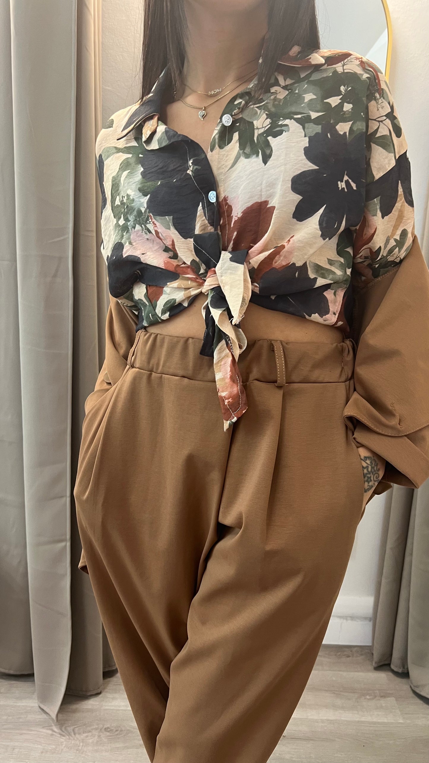 Pantalone asimmetrico