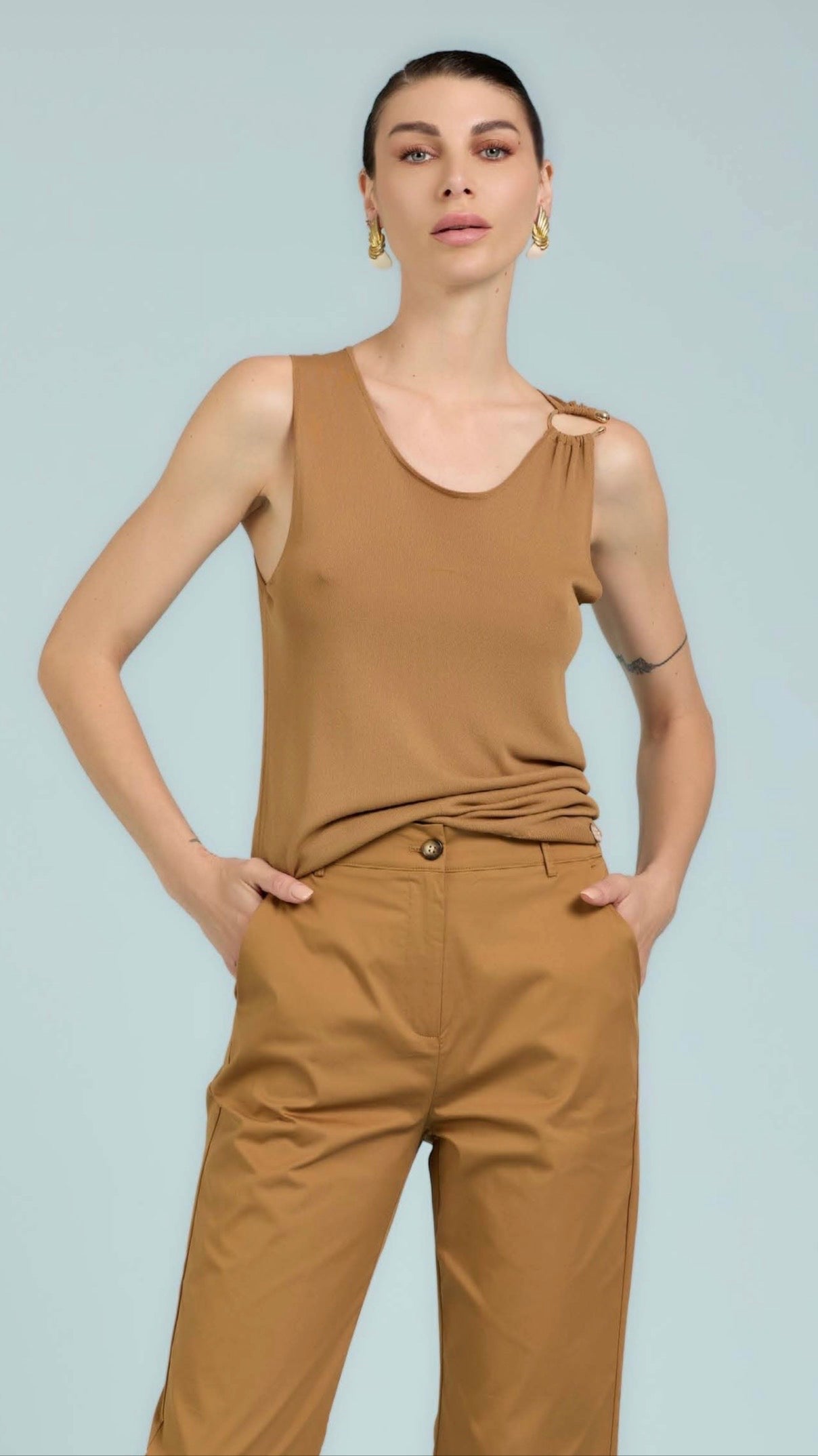 Canotta con Applicazione Spalla TAKE2 Brand