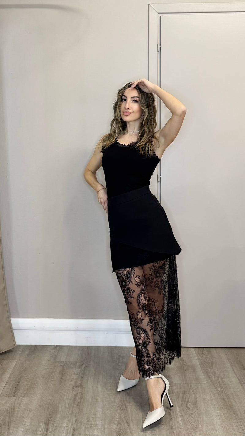 Gonna Lace