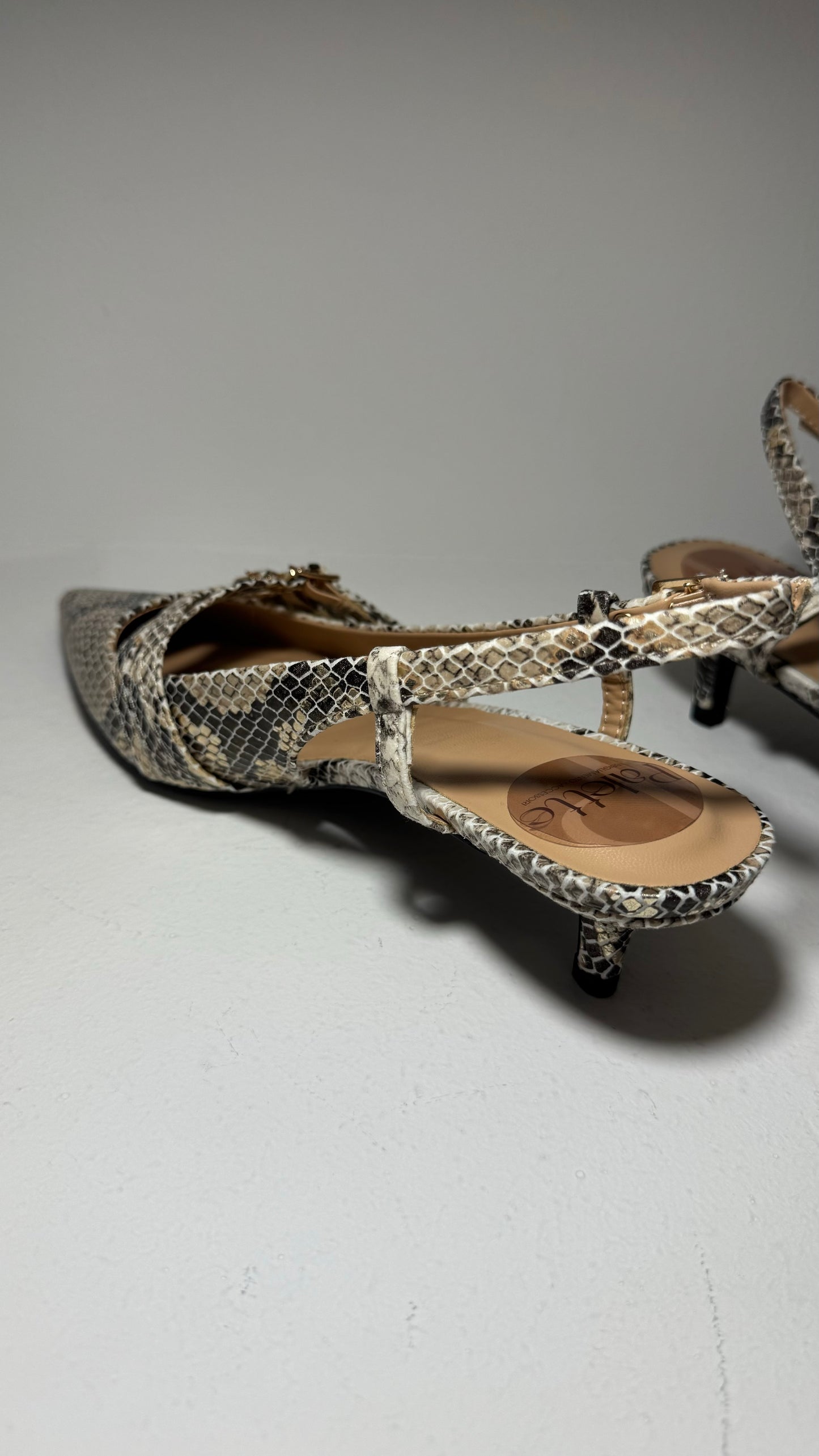 Slingback Piton