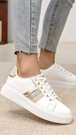Sneakers Golden Hour